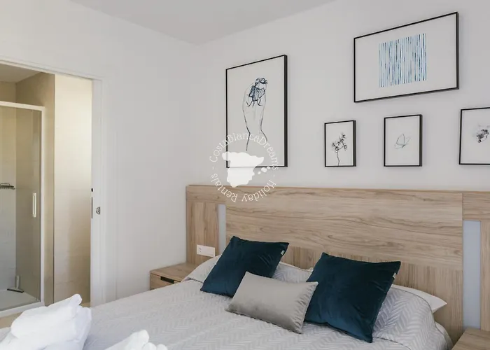 Silver Tower 2a Apartment *